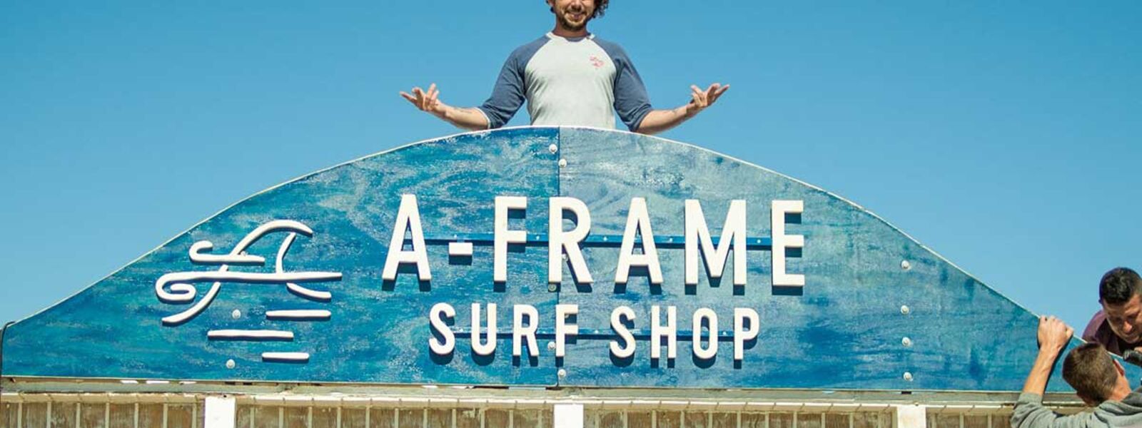 A-Frame Surfshop in El Palmar